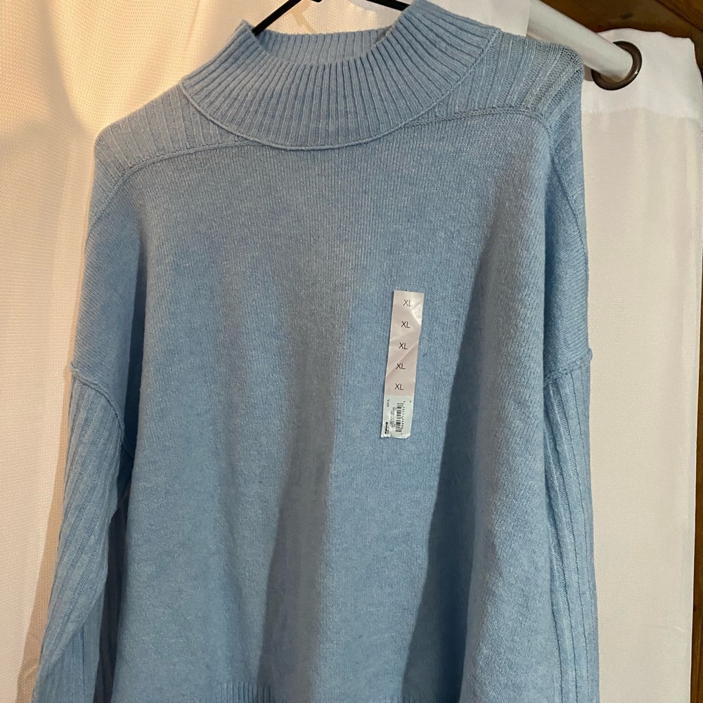 Light Blue Mock Neck Sweater with Ribbed Sleeves